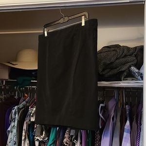 Just above the knee black straight skirt